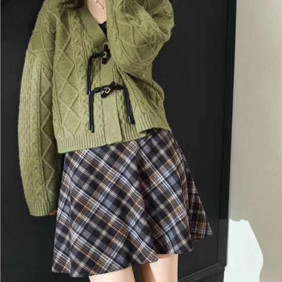 Dresses & Skirts - NWT Kuose Gray Plaid A-Line Mini Skirt size S Dark Academia Goth Clueless Preppy